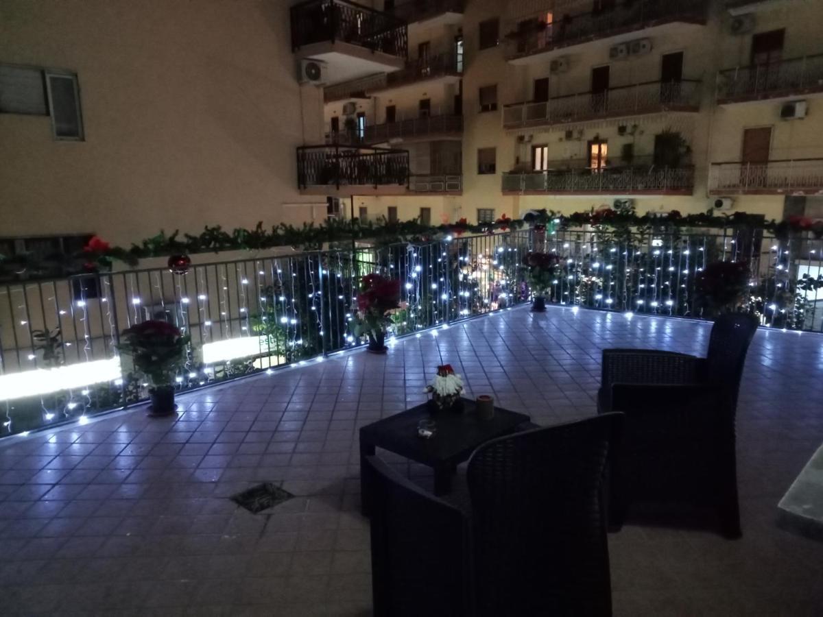 La Terrazza Di Monica & Teresa Bed & Breakfast Portici Dış mekan fotoğraf