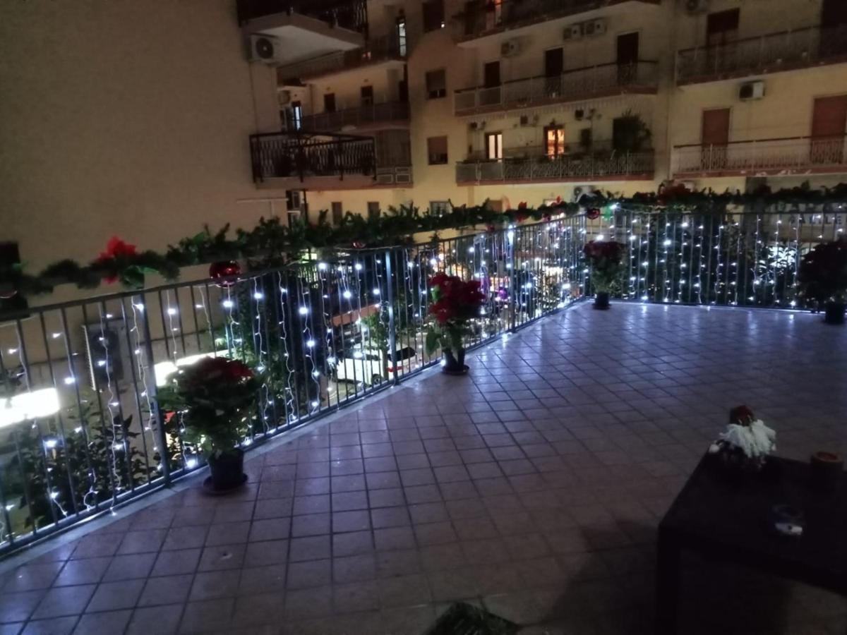 La Terrazza Di Monica & Teresa Bed & Breakfast Portici Dış mekan fotoğraf