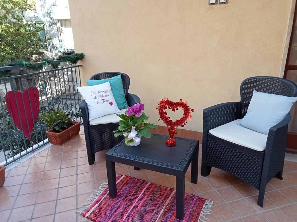 La Terrazza Di Monica & Teresa Bed & Breakfast Portici Dış mekan fotoğraf