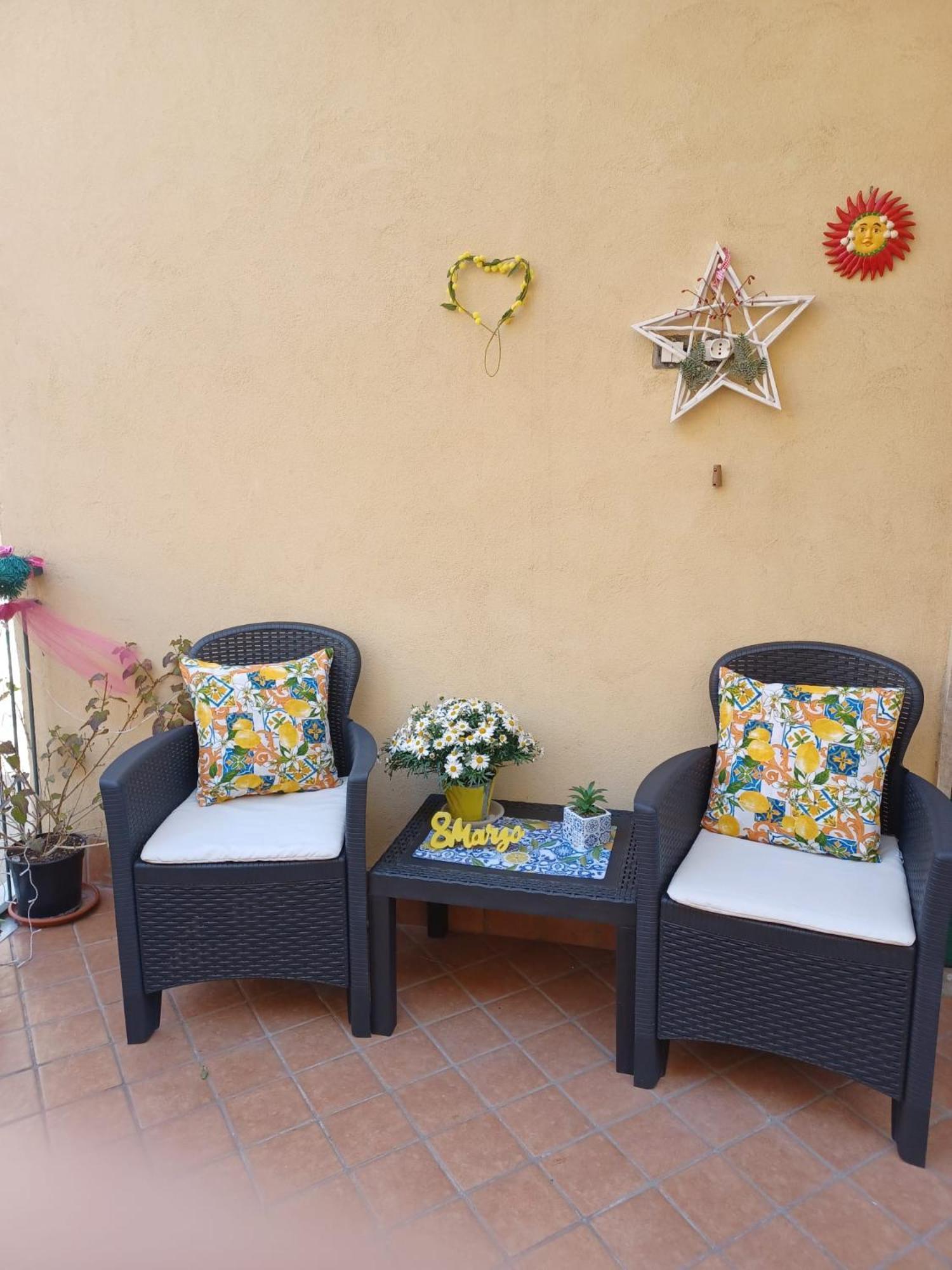 La Terrazza Di Monica & Teresa Bed & Breakfast Portici Dış mekan fotoğraf