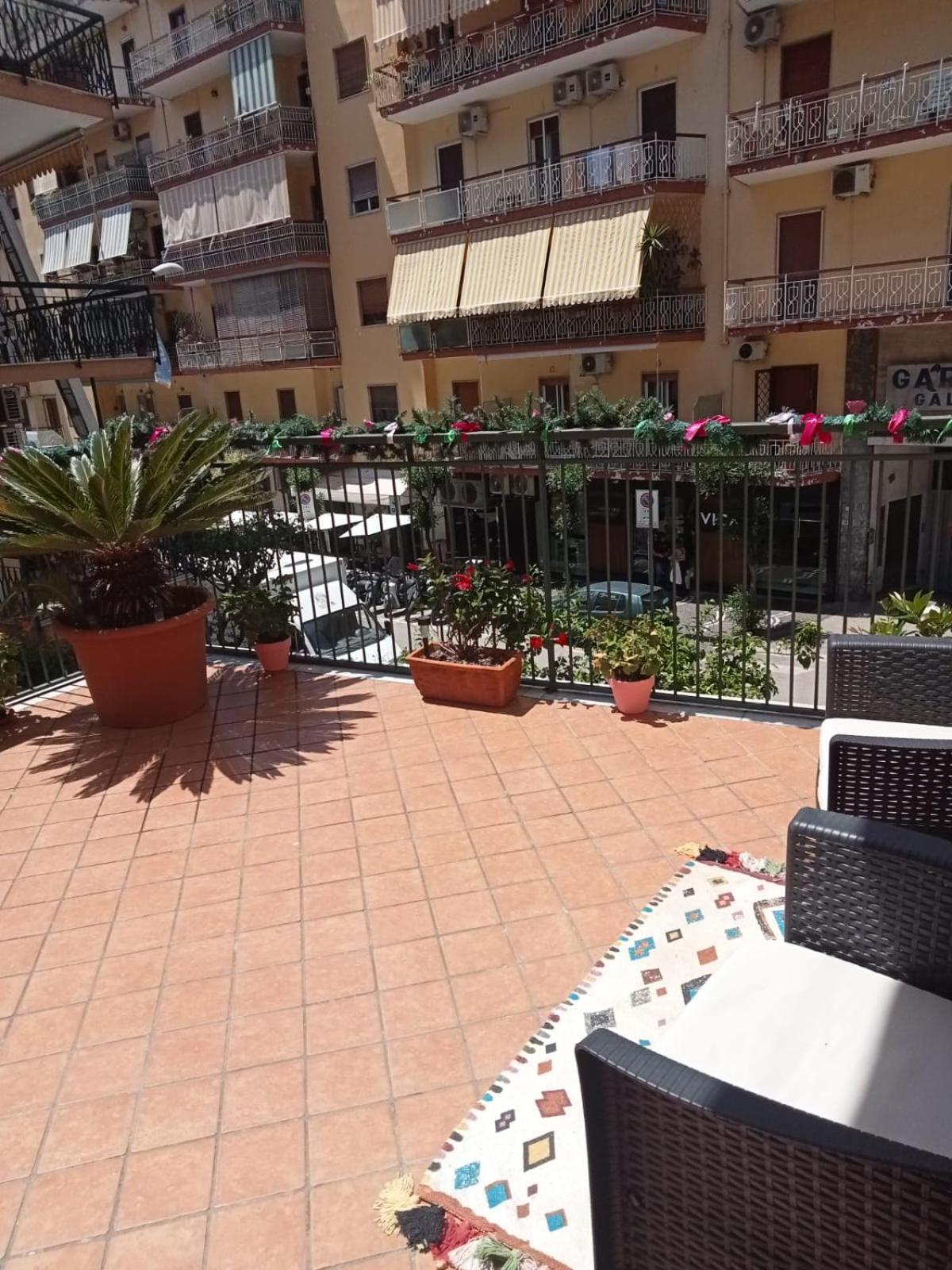 La Terrazza Di Monica & Teresa Bed & Breakfast Portici Dış mekan fotoğraf