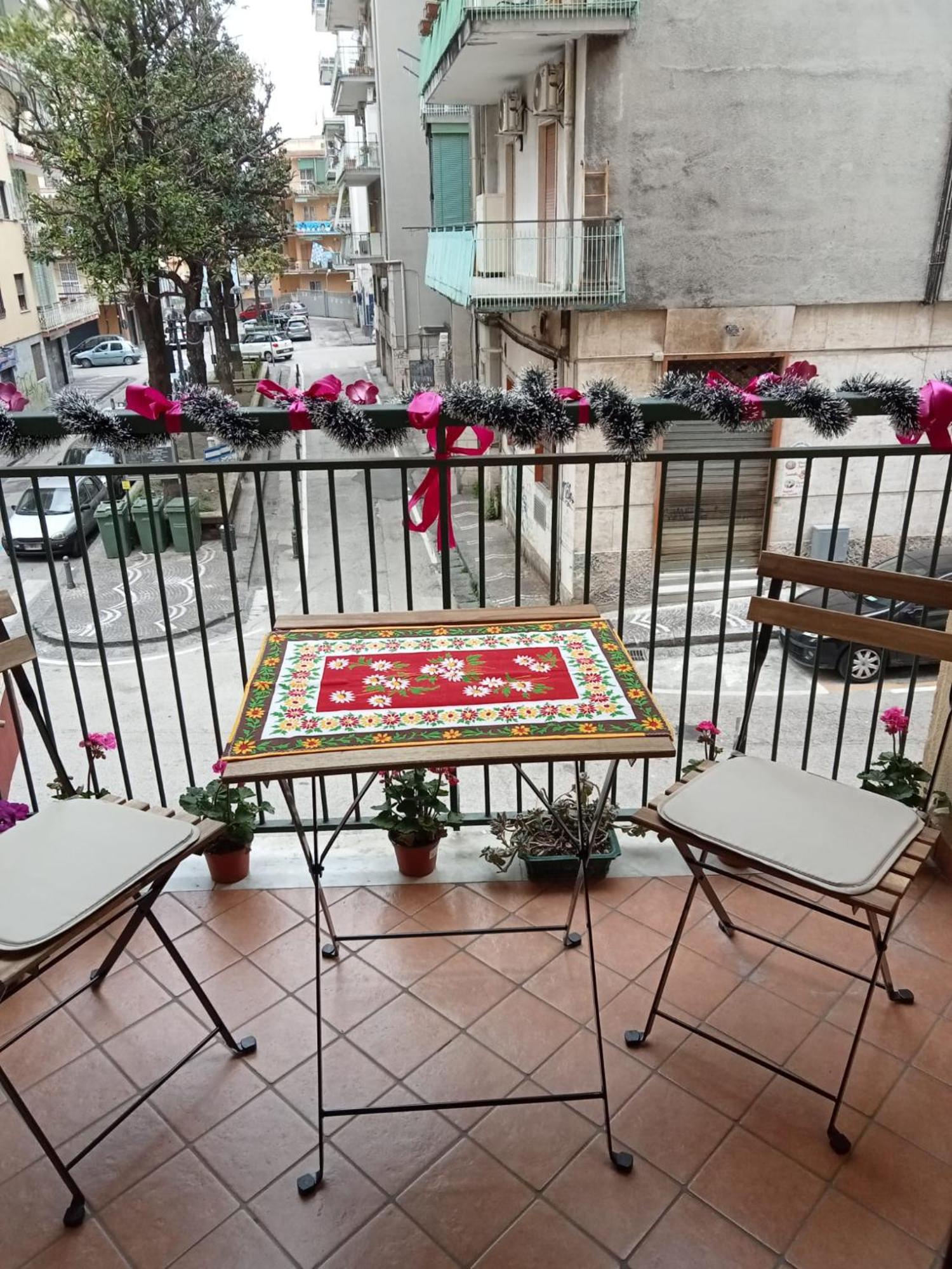 La Terrazza Di Monica & Teresa Bed & Breakfast Portici Dış mekan fotoğraf