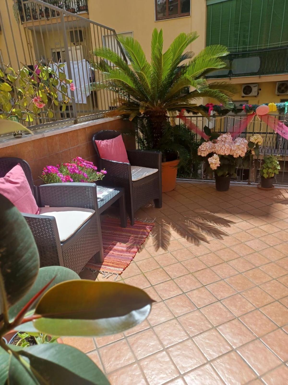 La Terrazza Di Monica & Teresa Bed & Breakfast Portici Dış mekan fotoğraf