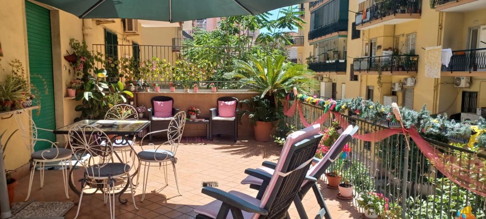 La Terrazza Di Monica & Teresa Bed & Breakfast Portici Dış mekan fotoğraf